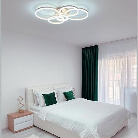 Scandinavia Apartment 1 Piatra Neamt Luaran gambar